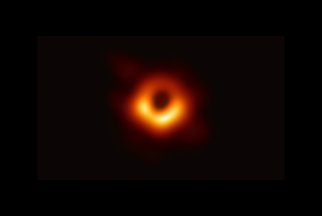 Cette photo est la première image d'un trou noir supermassif. Il montre l'ombre du trou noir monstrueux à l'intérieur de la galaxie lointaine M87. (Crédit image : EHT Collaboration)